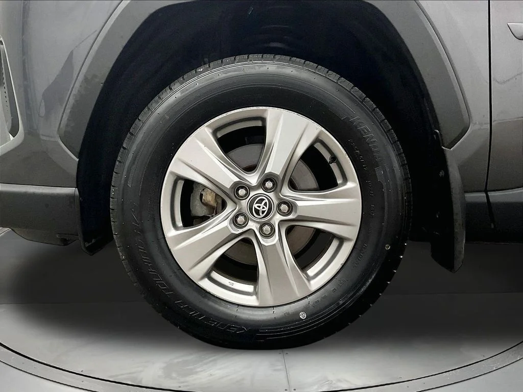Used 2022 Gray Toyota XLE image 13