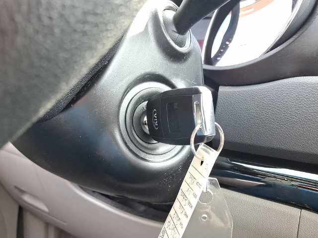 Used 2018 Blue Kia LX image 23