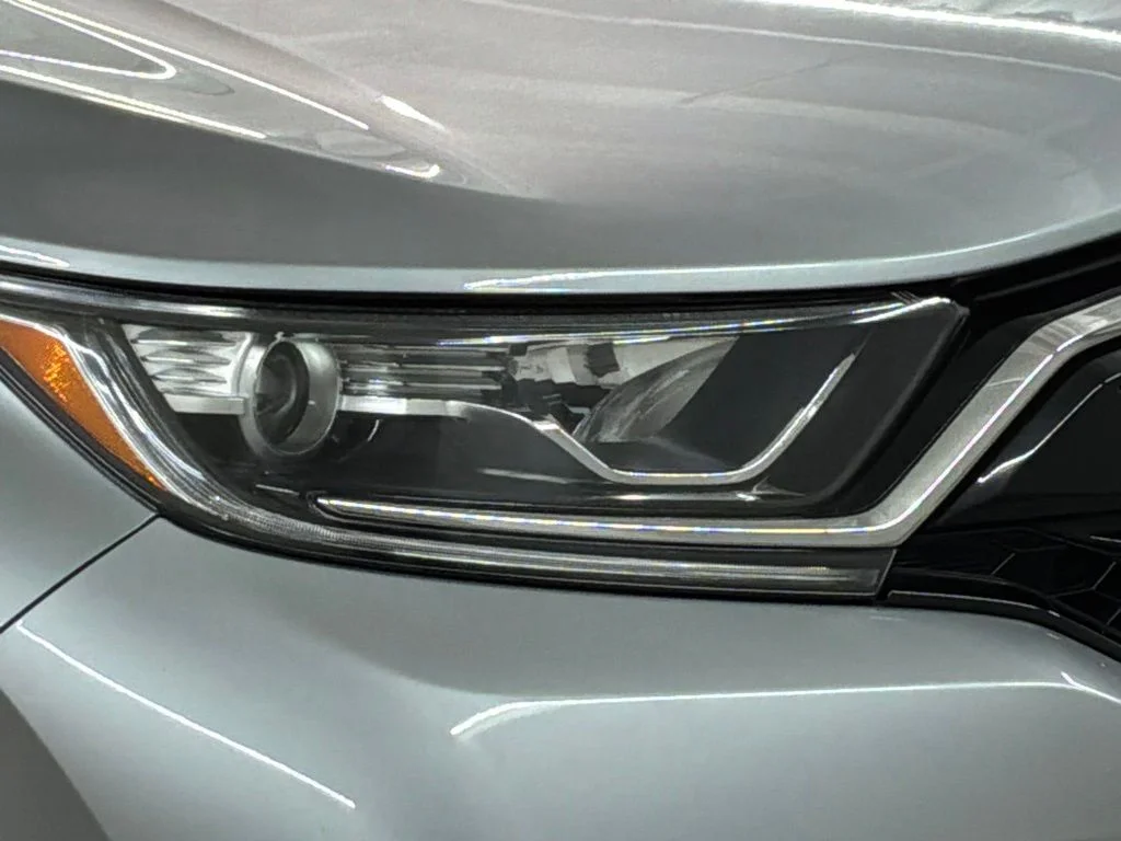 Certified Used 2020 Lunar Silver Metallic Honda EX image 31