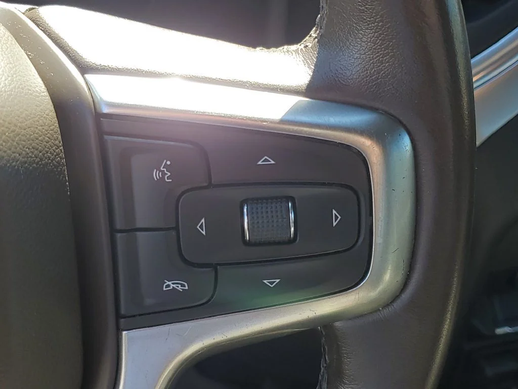 Used 2020 NORTHSKY BLUE METALLIC Chevrolet LTZ image 12