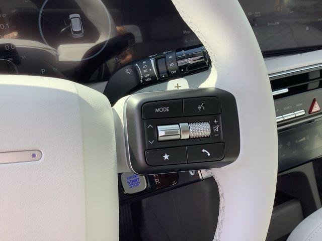 New 2026 White Pearl Hyundai SEL Premium image 31