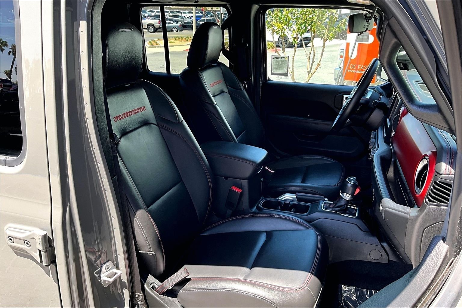 Used 2021 Gray Jeep Rubicon image 7