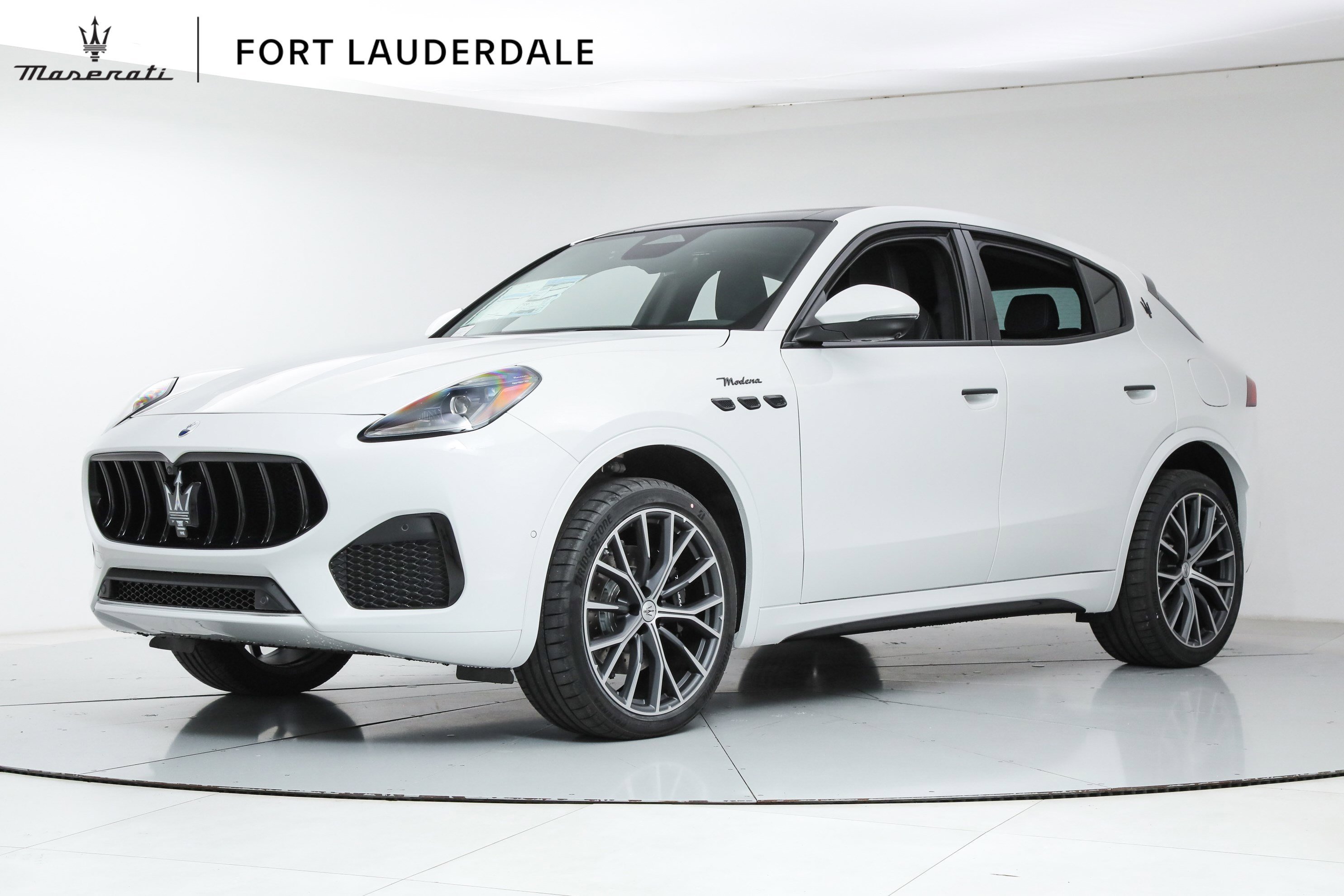 2026 Maserati Grecale Modena V6