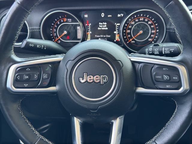 Used 2018 White Jeep Sahara 4x4 image 16
