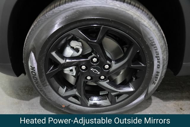 New 2026 Sterling Gray Metallic Chevrolet LT image 9