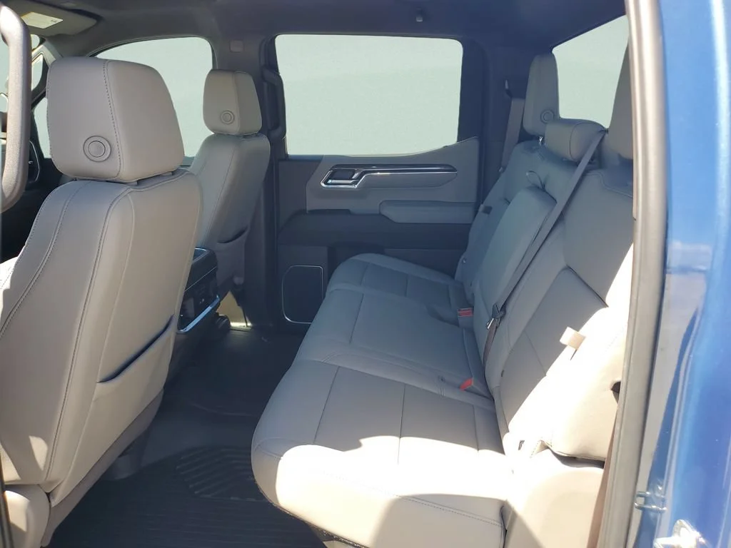 Used 2024 Lakeshore Blue Metallic Chevrolet LTZ image 10
