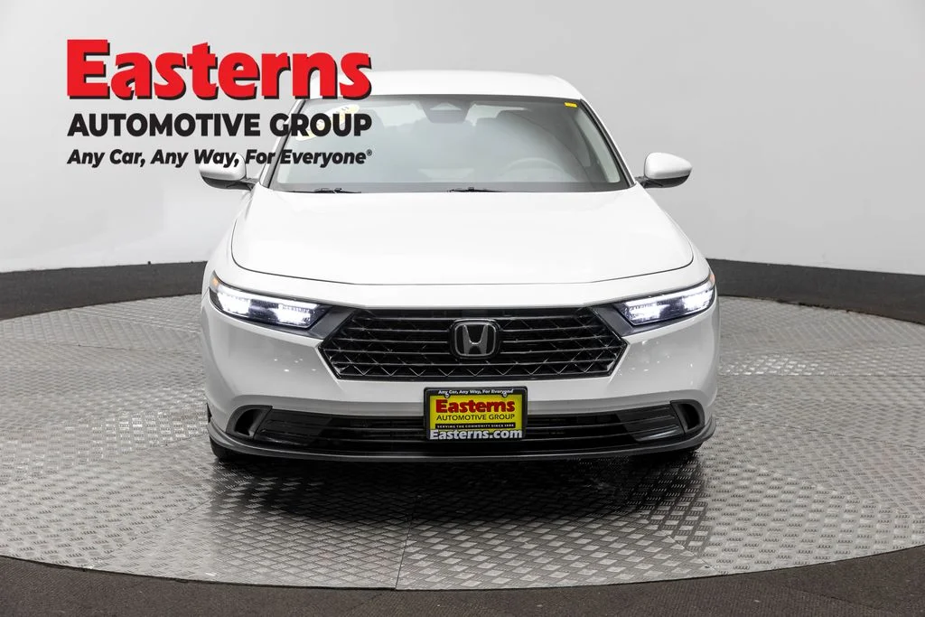 Used 2024 White Honda LX image 2