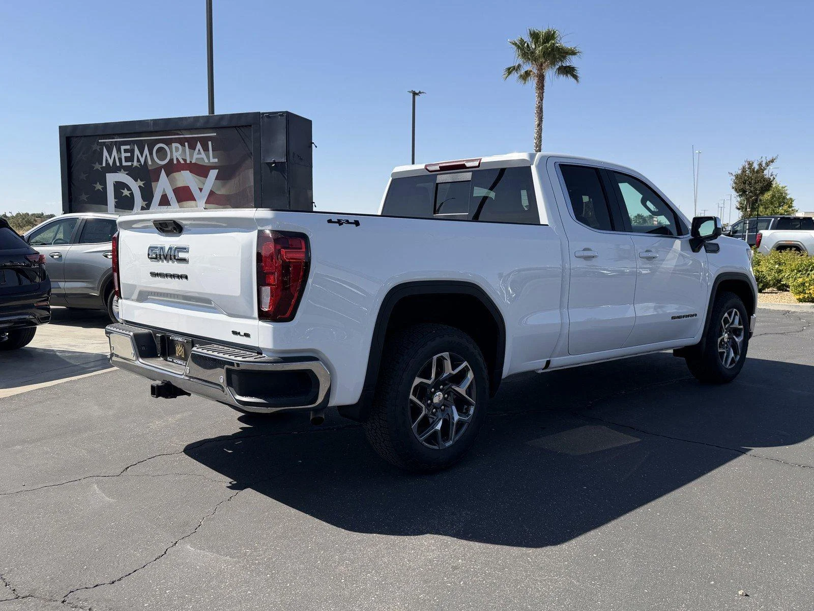 New 2026 Summit White GMC SLE image 6