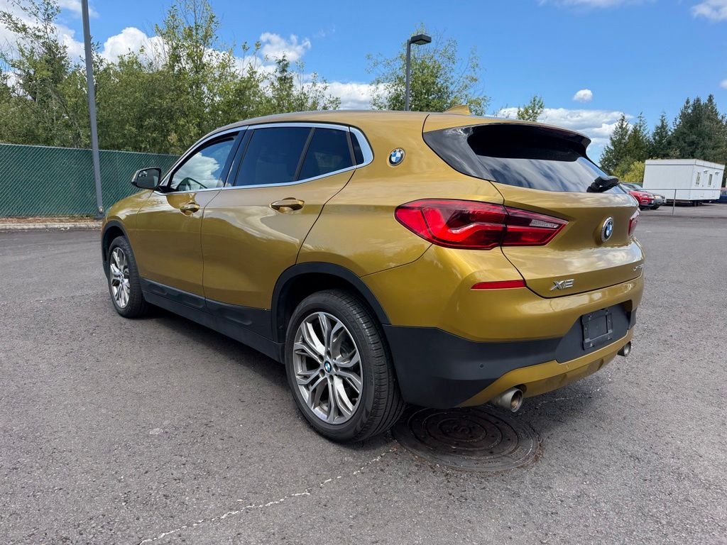 Used 2018 Galvanic Gold Metallic BMW xDrive28i image 5