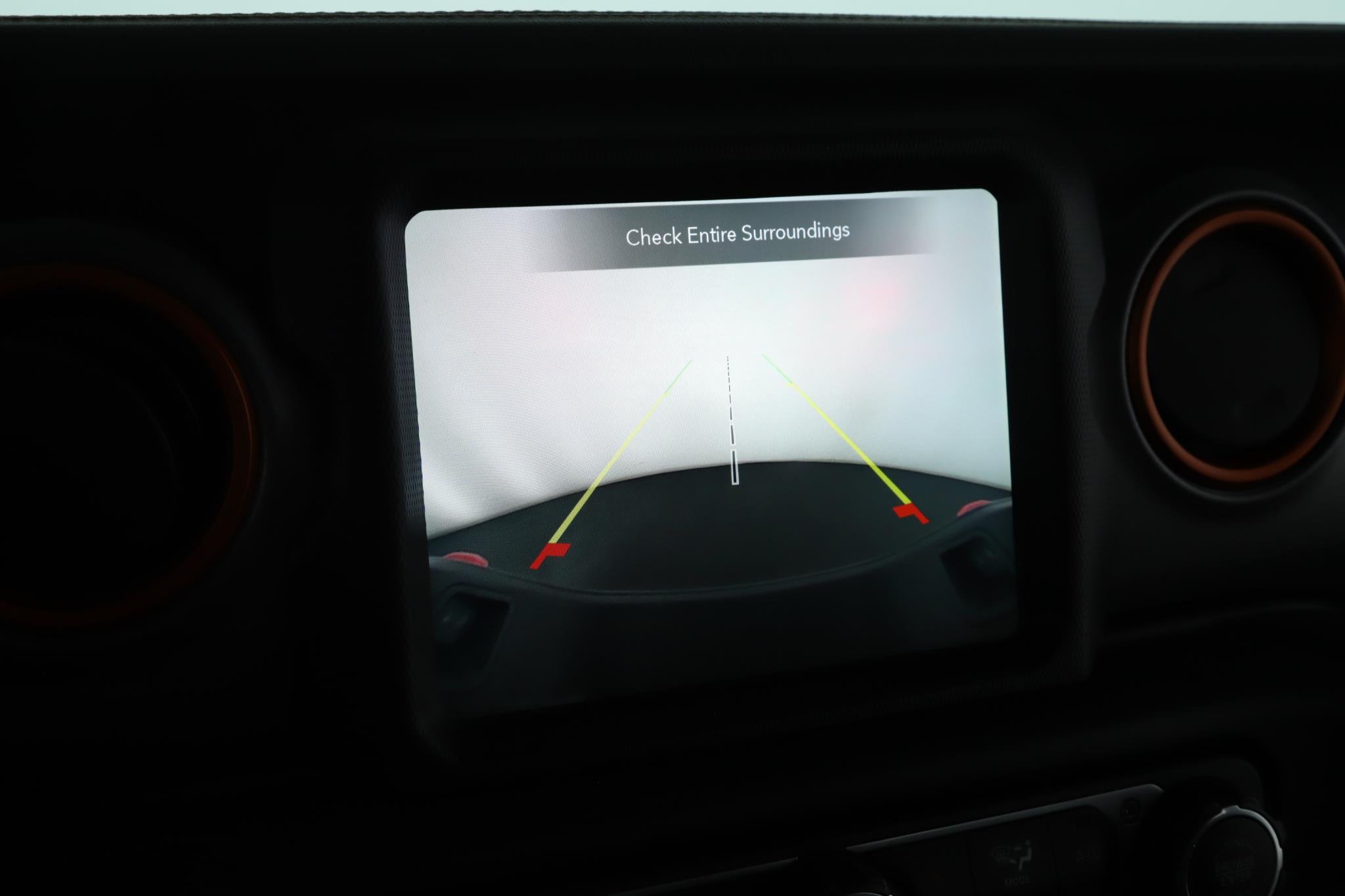 Used 2021 Black Clearcoat Jeep Mojave 4x4 image 13