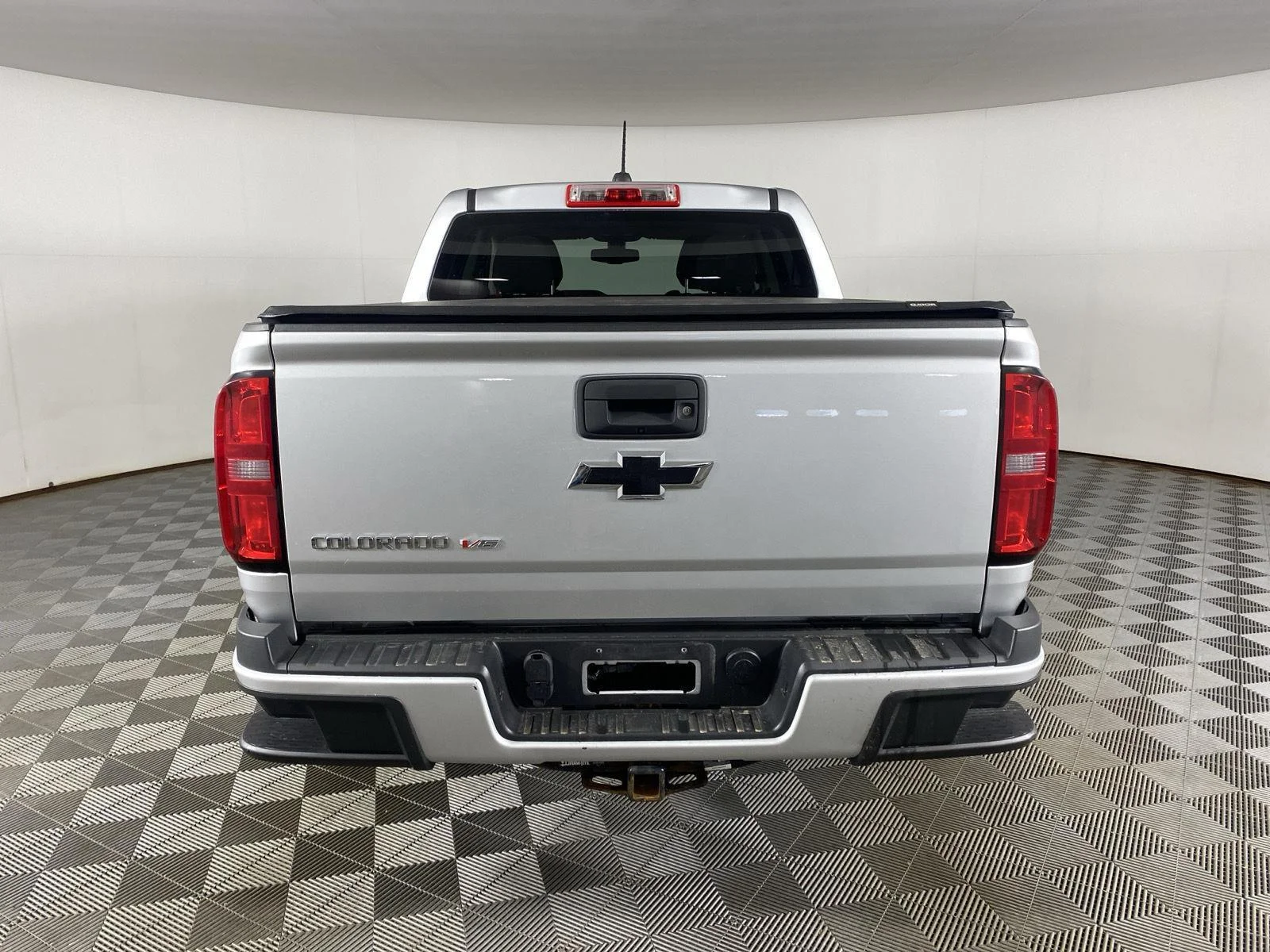 Used 2019 Silver Ice Metallic Chevrolet 4WD Work Truck image 9