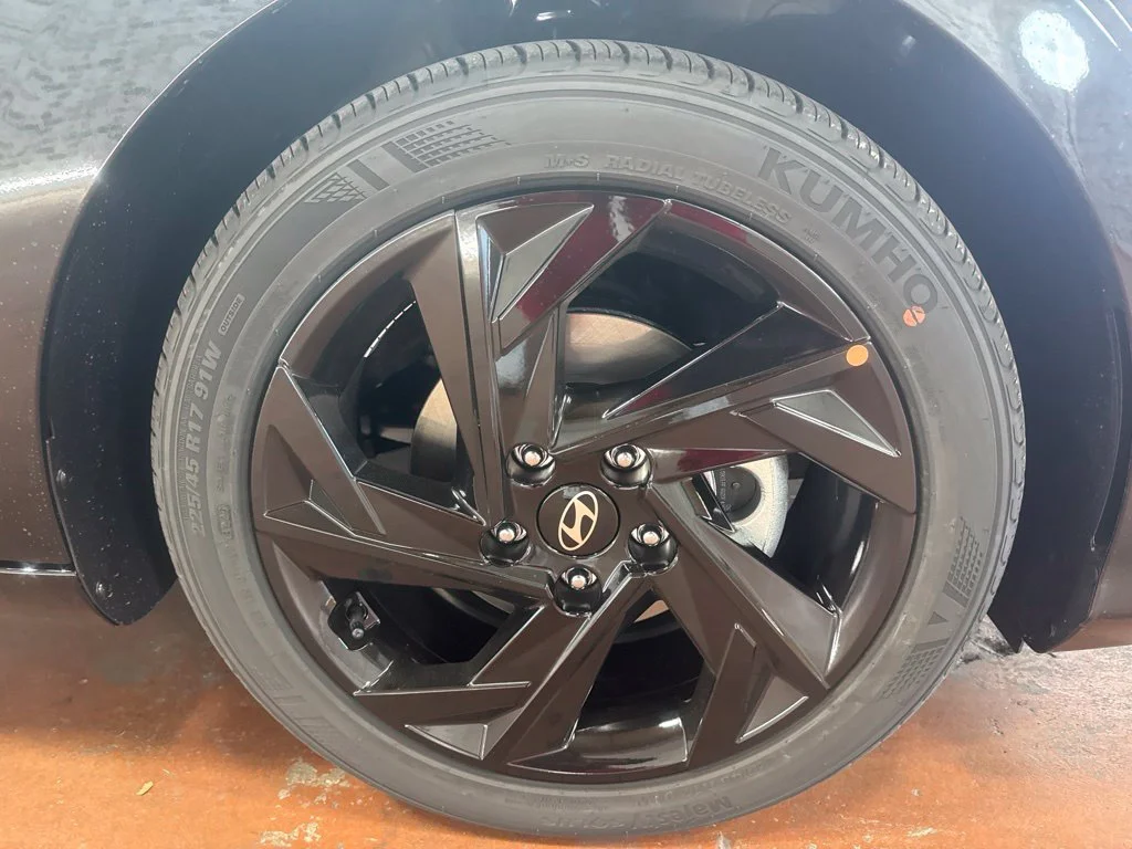New 2026 Abyss Black Hyundai SEL Sport Plus image 11