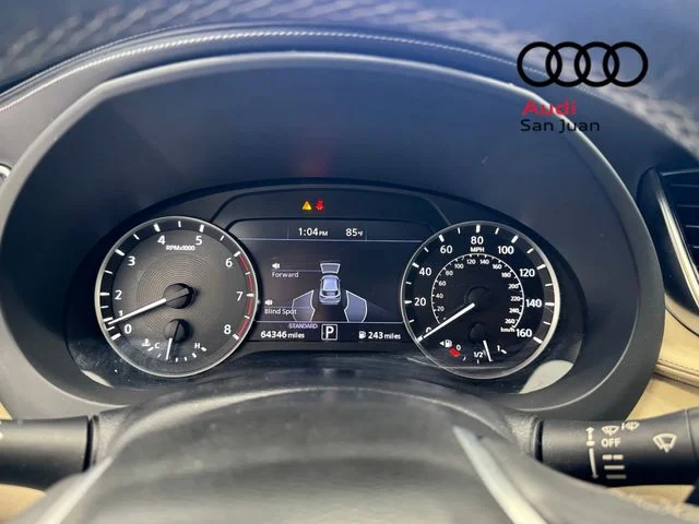 Used 2019 Black INFINITI LUXE image 15