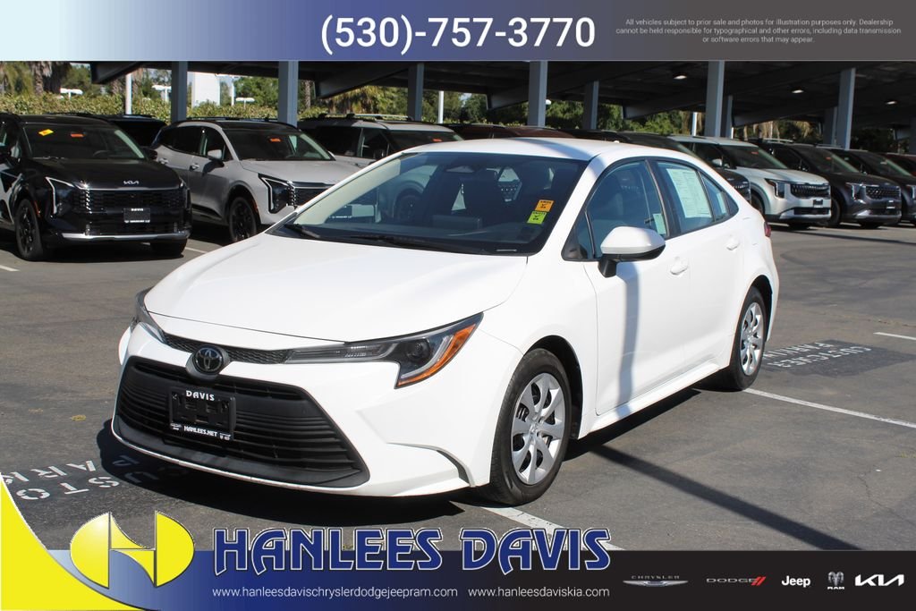 Used 2023 White Toyota LE image 3