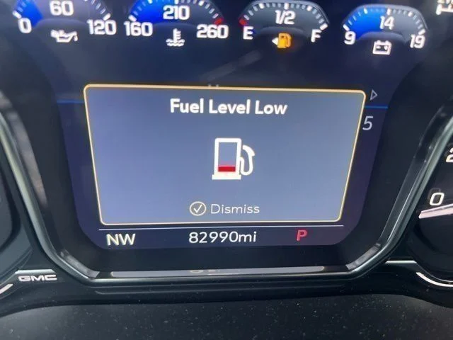 Used 2021 Black GMC Denali image 40