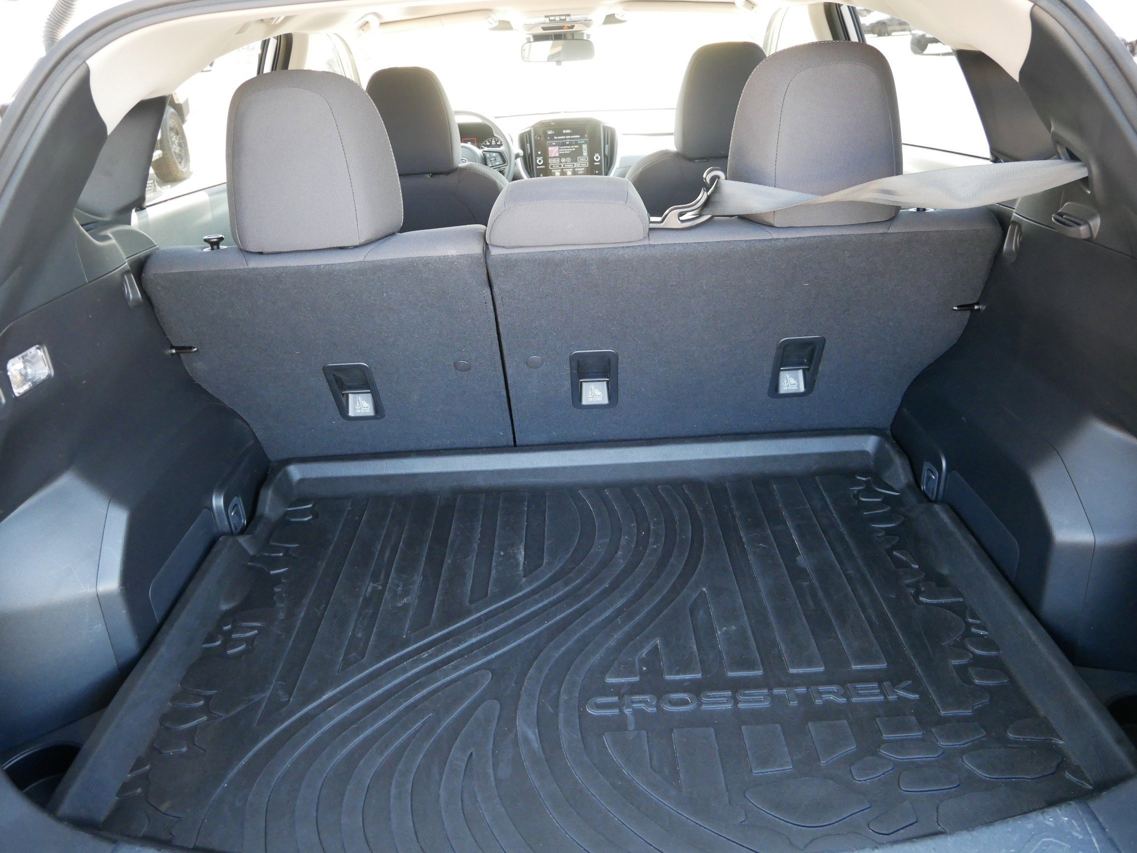 Used 2025 Ice Silver Metallic Subaru Premium image 10