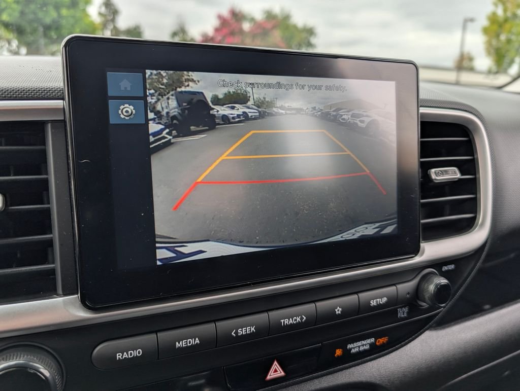 2025 Hyundai Venue SE - Photo 21