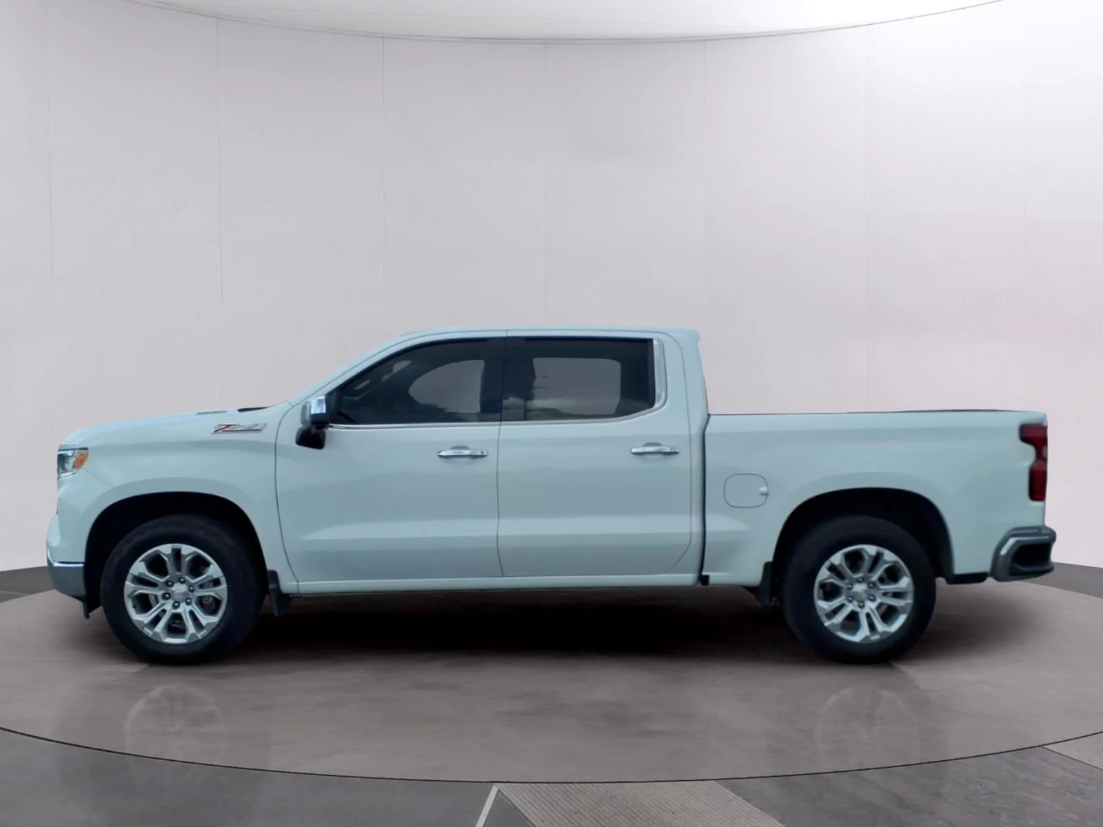 Used 2023 SUMMIT WHITE Chevrolet LTZ image 2