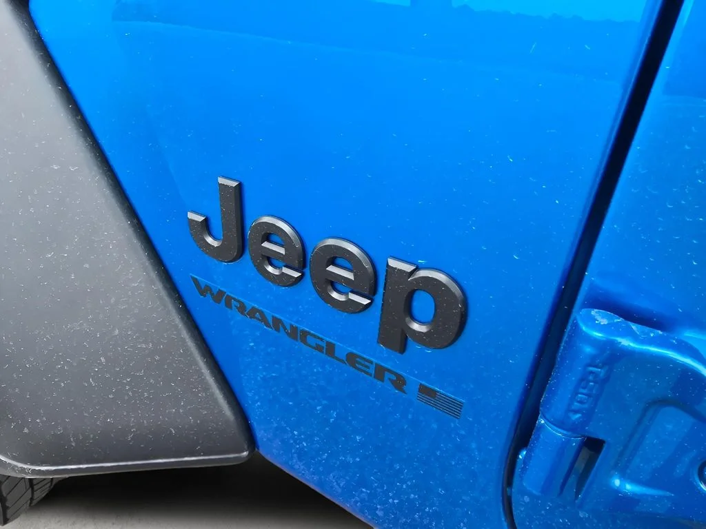 Used 2024 Hydro Blue Pearlcoat Jeep Sport image 29