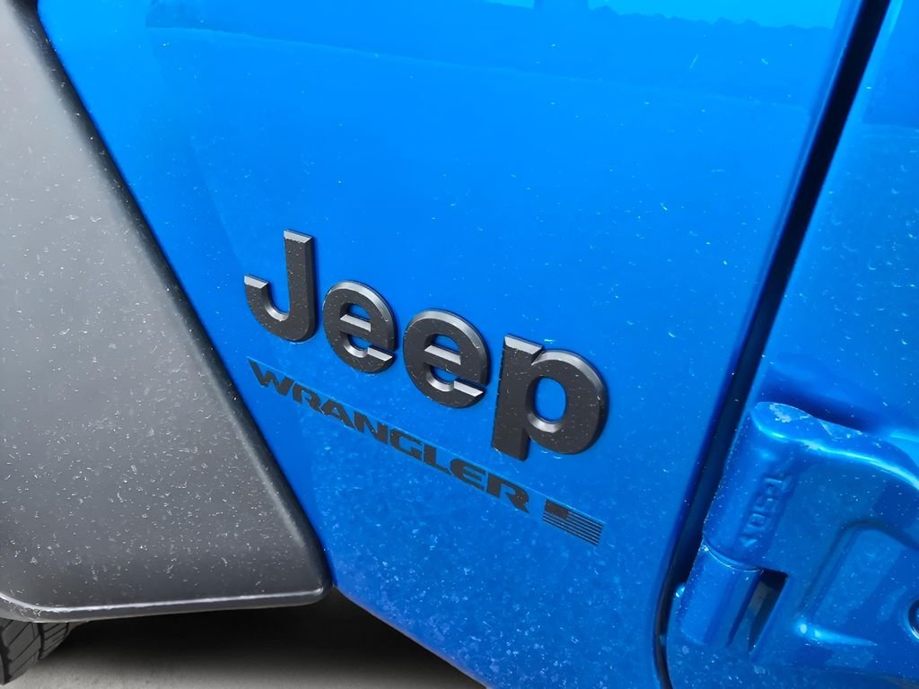 Used 2024 Hydro Blue Pearlcoat Jeep Sport image 29