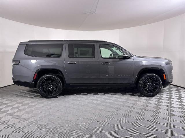 New 2026 Baltic-Gray Metallic Clear-Coat Exterior Paint Jeep Grand Wagoneer image 17