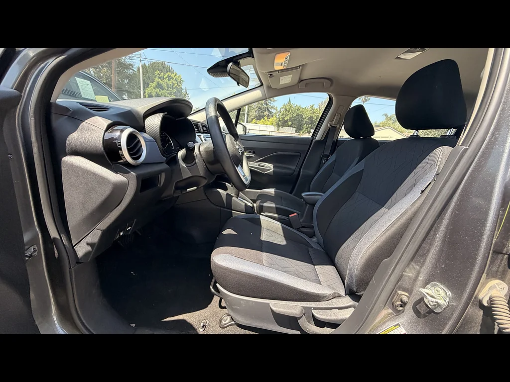 Used 2023 Gun Metallic Nissan SV image 6