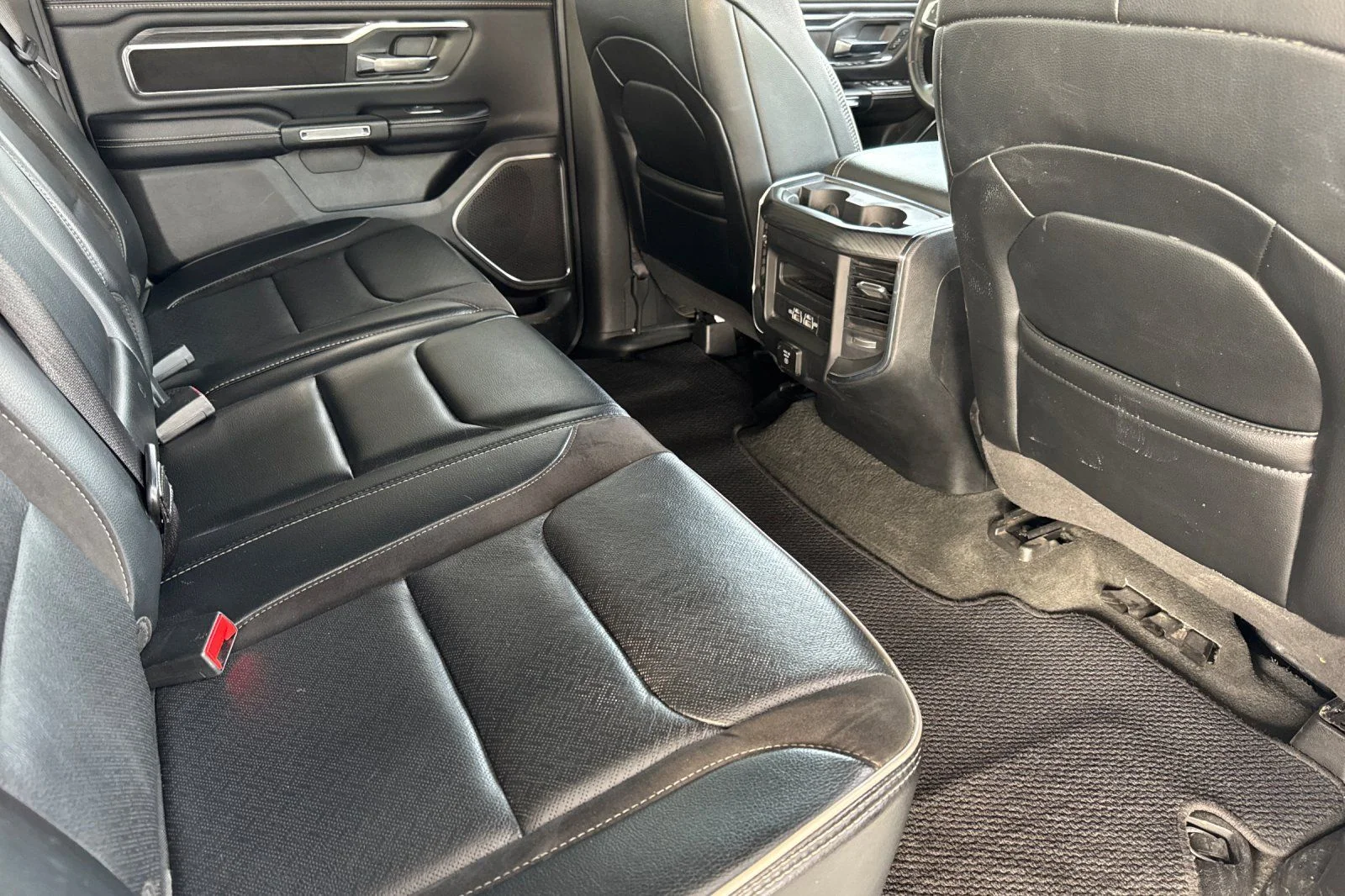 2024 RAM Ram 1500 Pickup Laramie - Photo 21