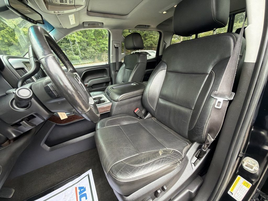 Used 2015 Black GMC SLT image 20