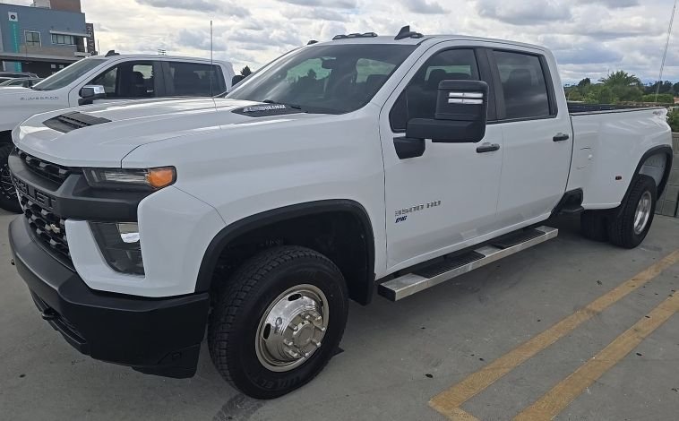 2022 Chevrolet Silverado HD Work Truck 4WD Crew Cab Long Box DRW's photo