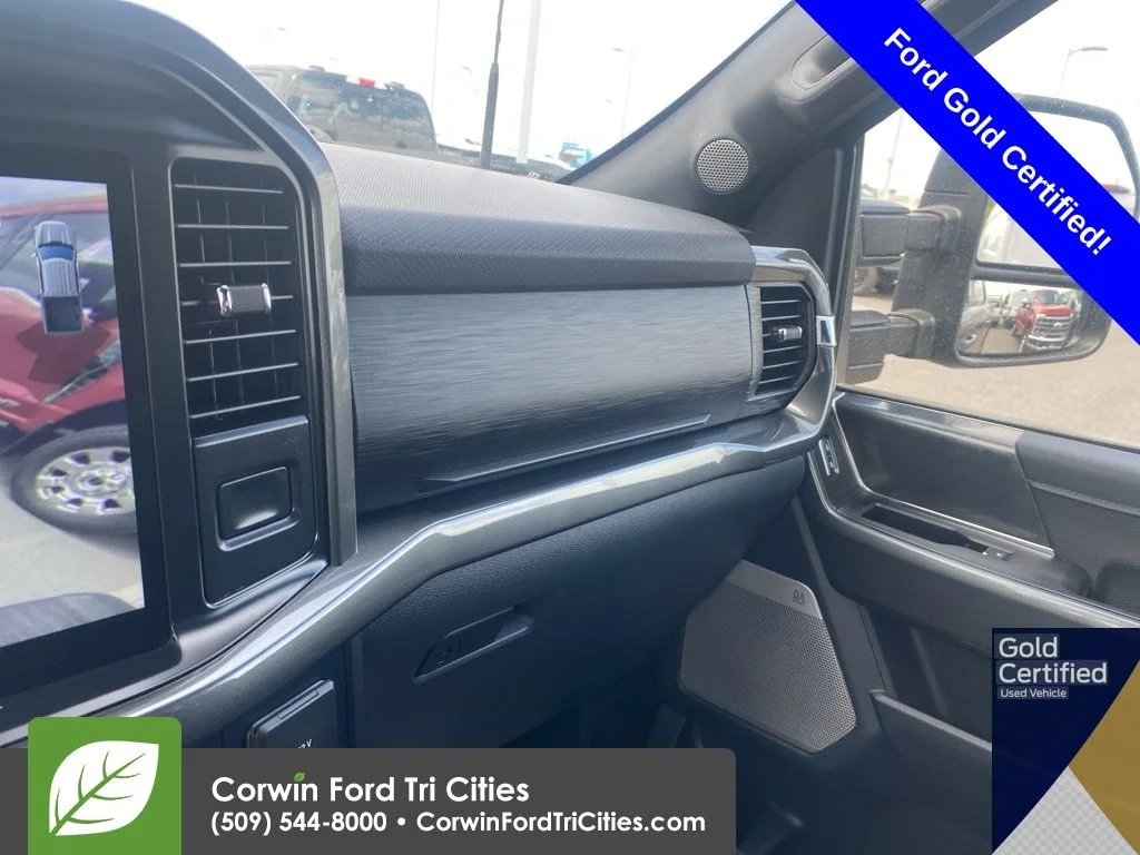 Certified Used 2023 Avalanche Ford Lariat image 7