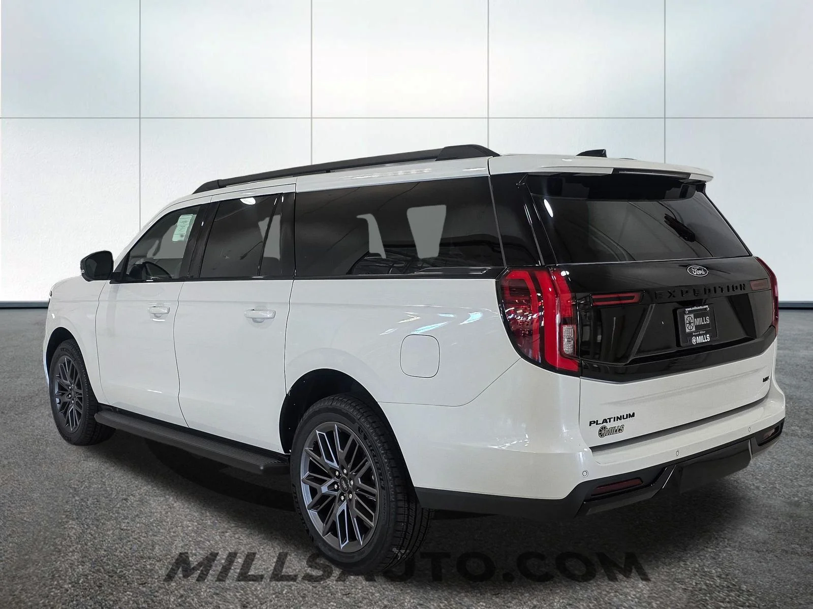 New 2026 White Ford Platinum image 4