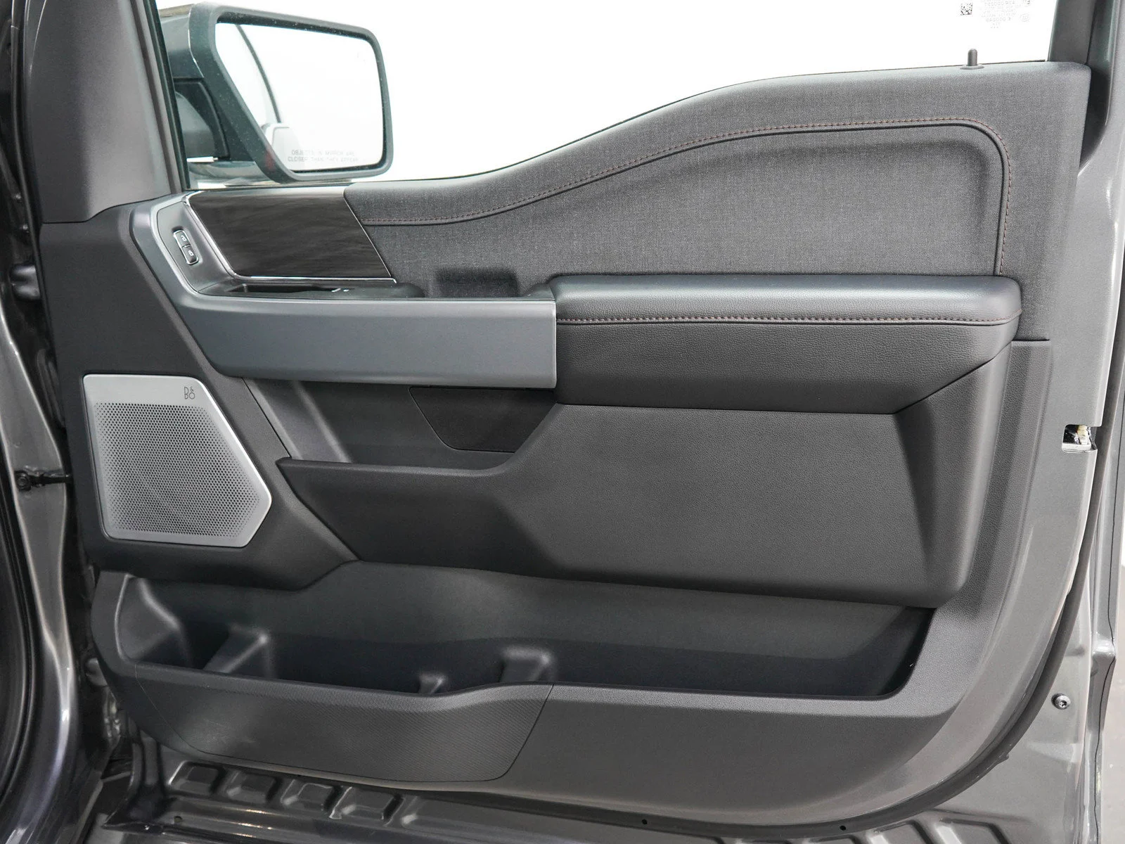 Used 2024 Gray Ford LARIAT image 12