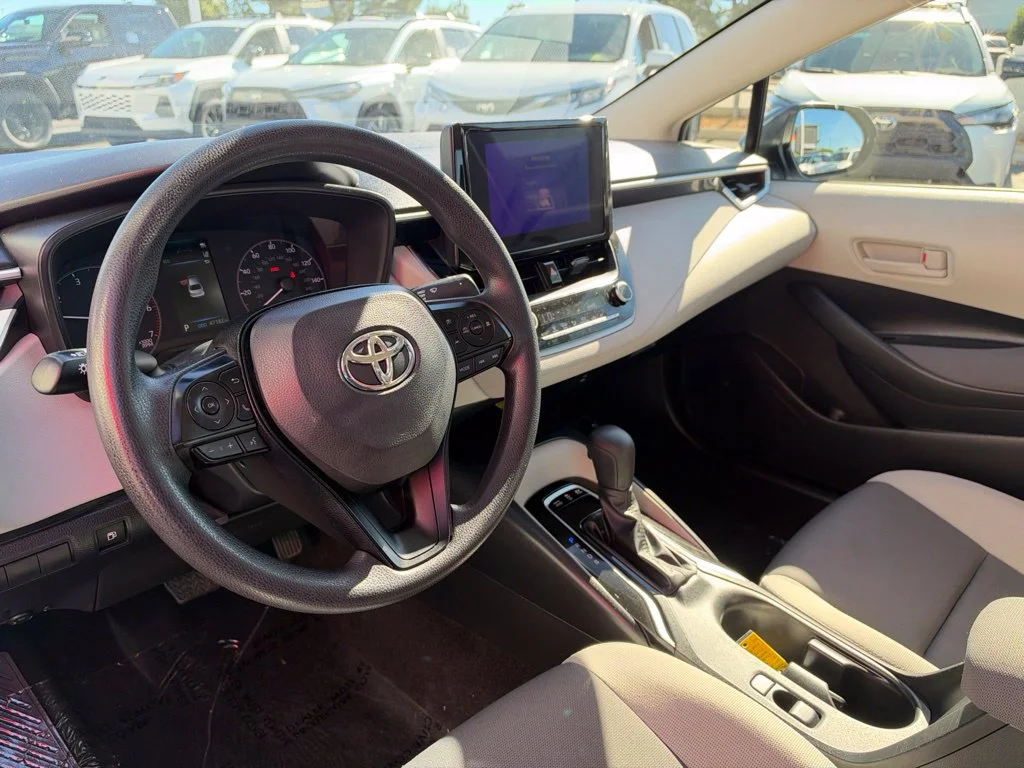Used 2025  Toyota LE image 12