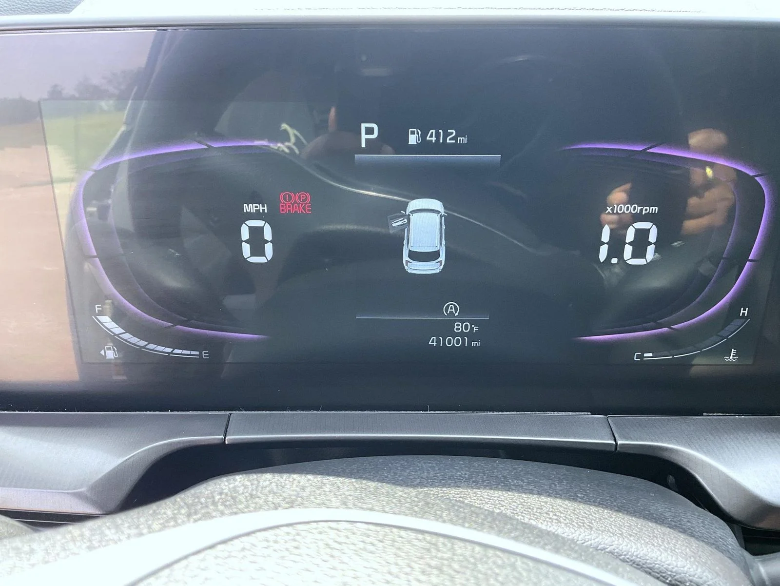 Used 2025 Silver Kia S image 12