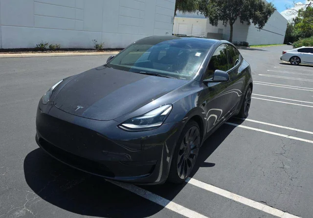 2025 Tesla Model Y Performance