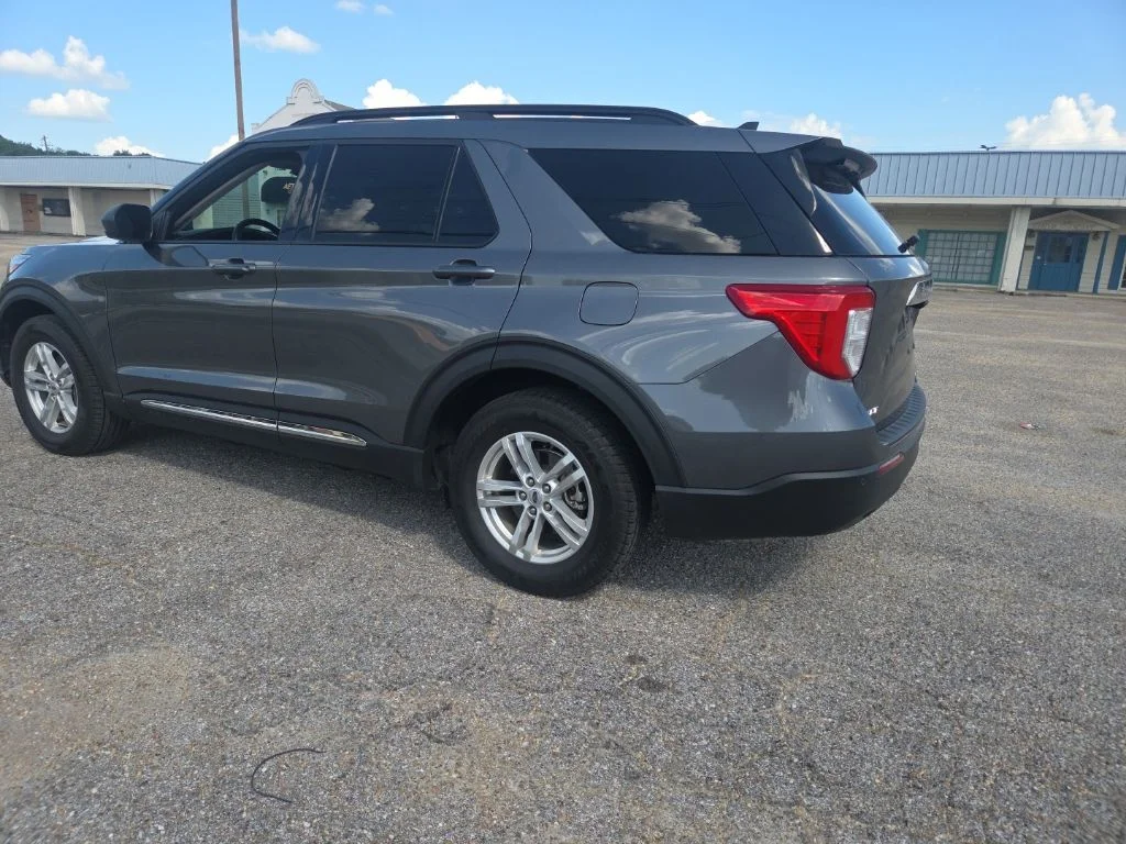Certified Used 2023 Gray Ford XLT image 8