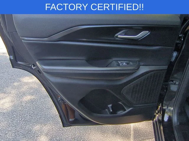 Used 2025 Black Jeep Altitude X image 28