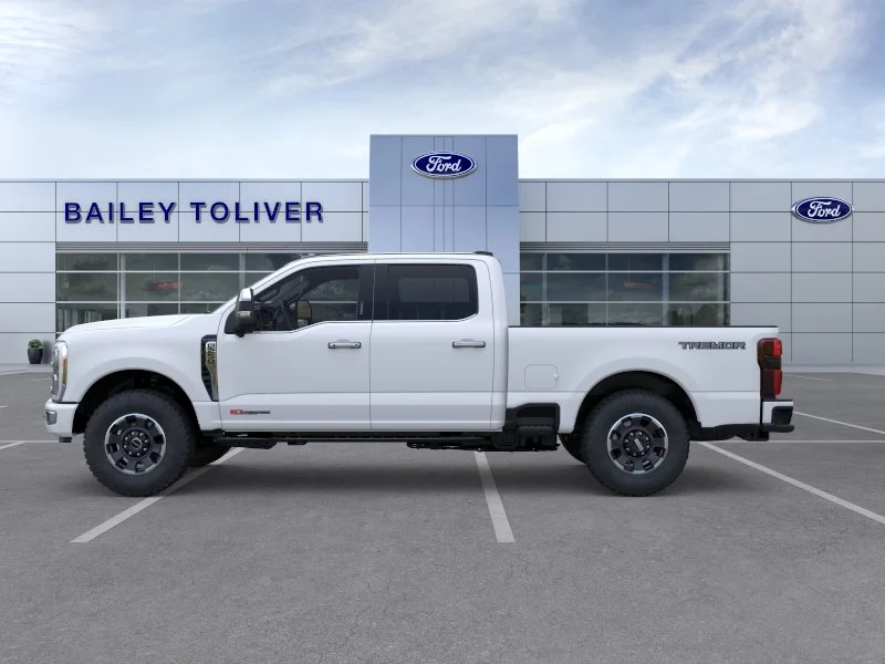 New 2026 Star White Metallic Tri-Coat Ford F-250® Platinum® image 3