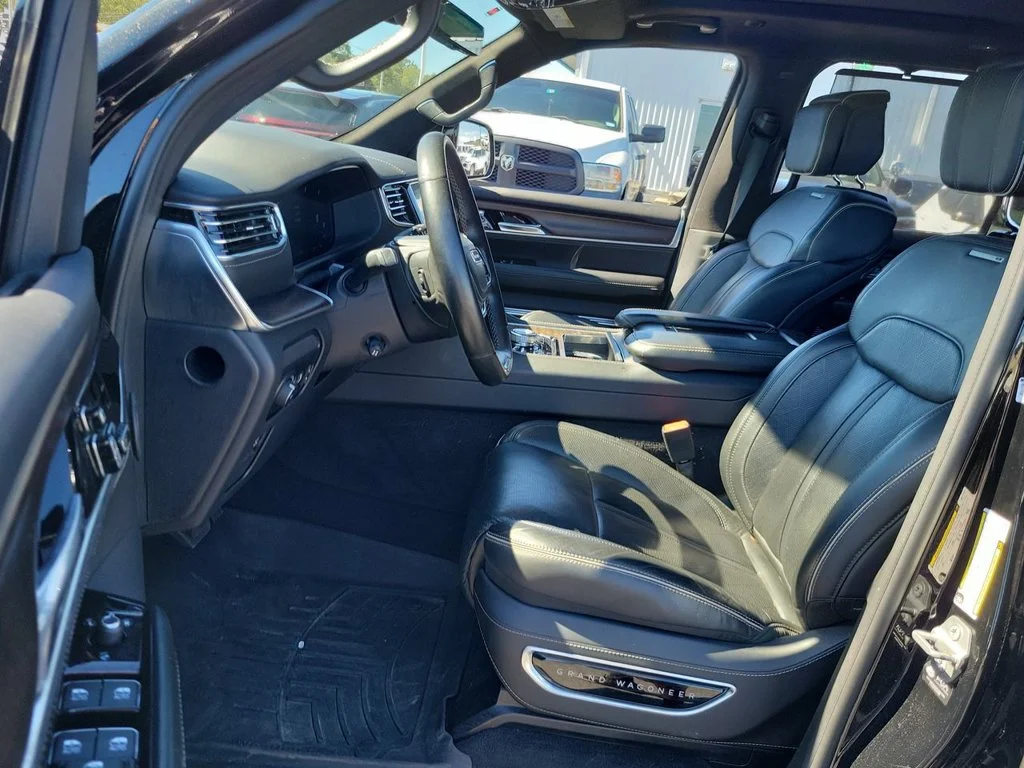 2022 Jeep Grand Wagoneer Series II - Photo 20
