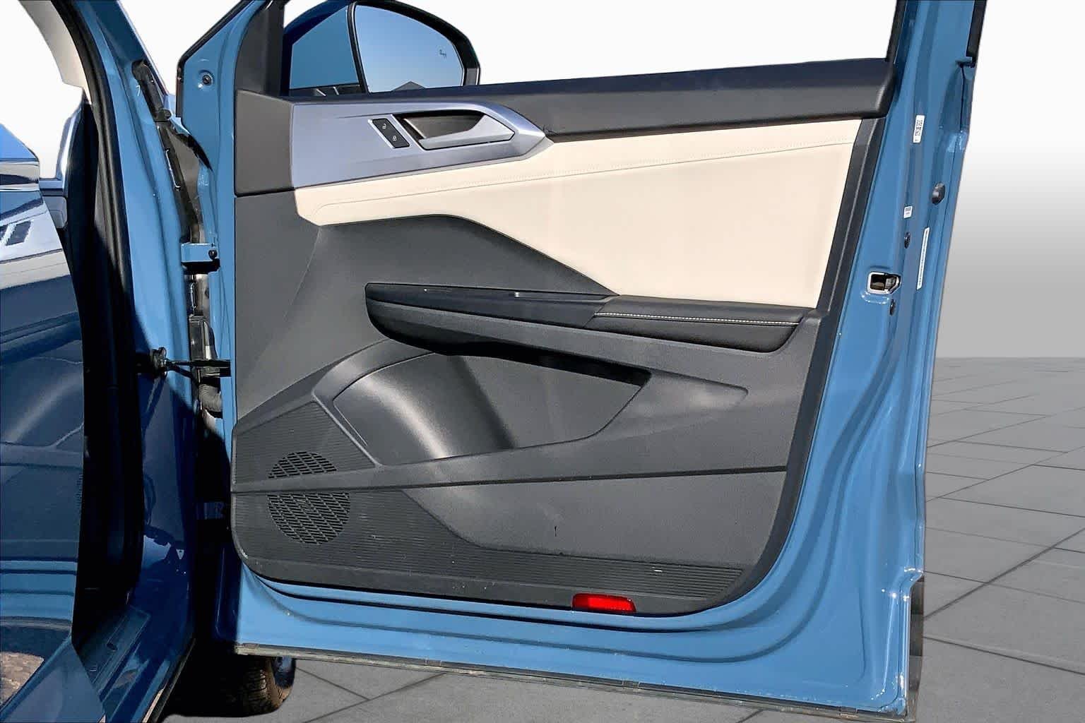 Used 2026 Monterey Blue Pearl Volkswagen SE image 23