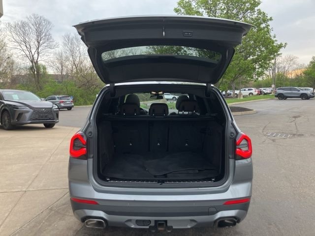 Used 2023 Gray Metallic BMW xDrive30i image 47