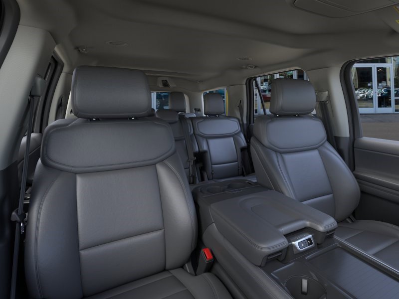 New 2026 Oxford White Ford Active image 11