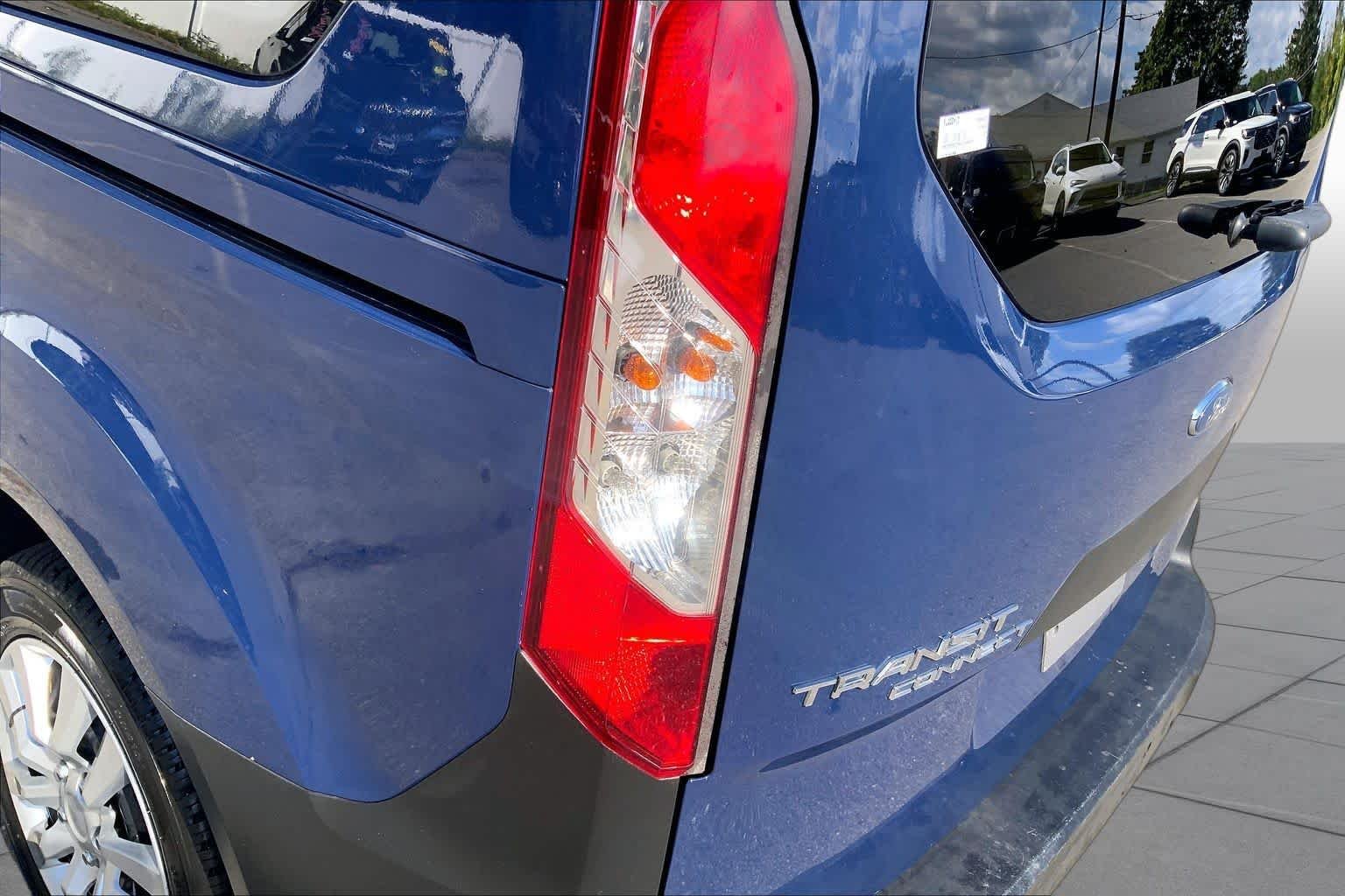 Certified Used 2019 Dark Blue Ford XL image 28