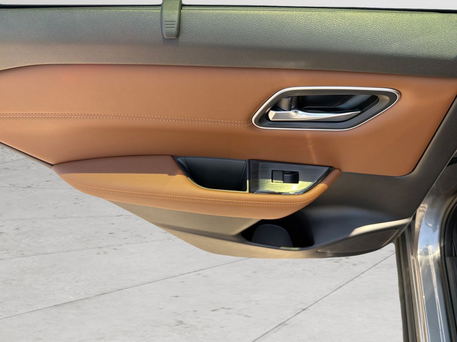 New 2026 Gray Nissan Platinum image 35