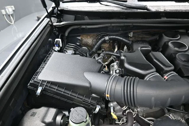 Used 2024  Toyota SR5 image 30