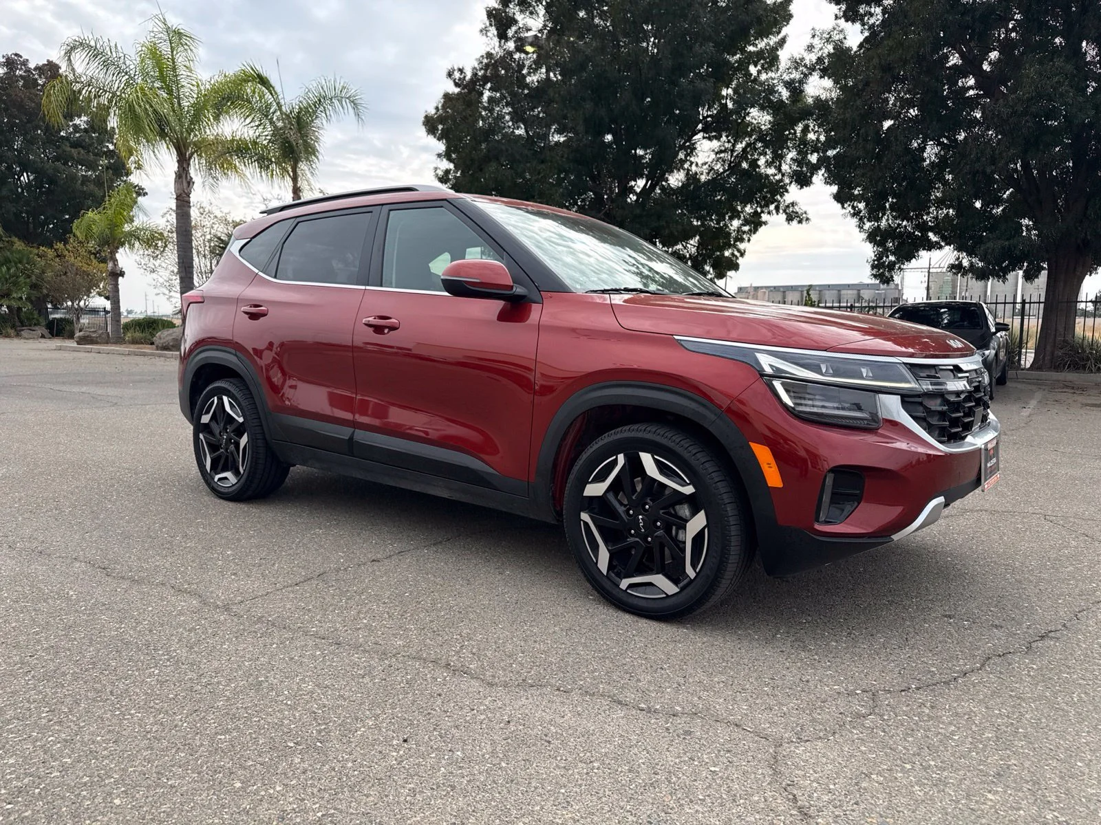 Used 2024 Brown Kia SX image 1