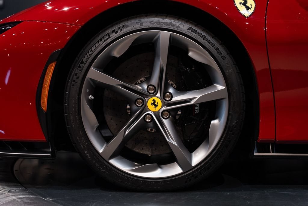 Certified Used 2022 Rosso Mugello Ferrari Base image 13