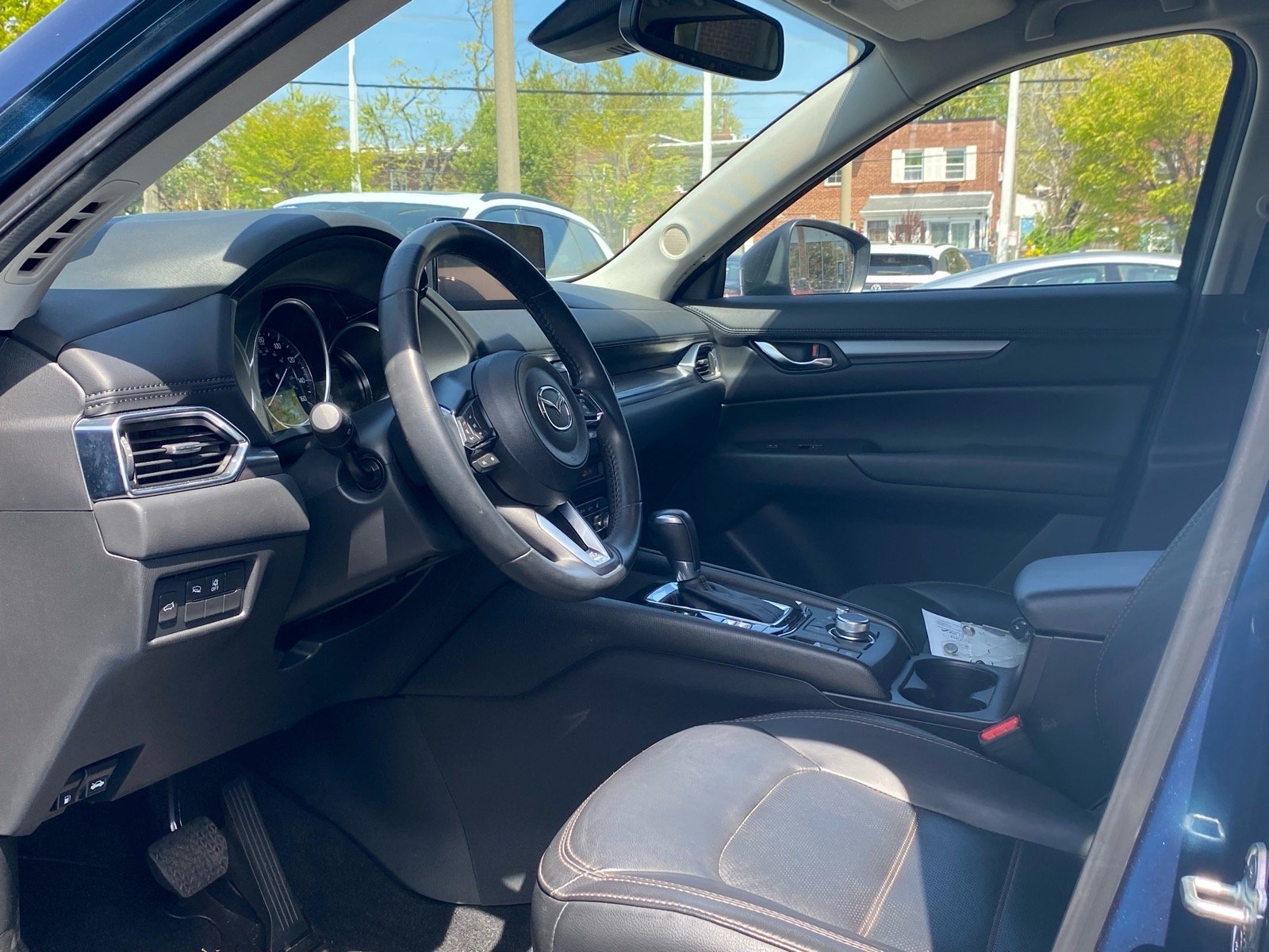 Used 2022 Blue Mazda 2.5 S Preferred Package image 11