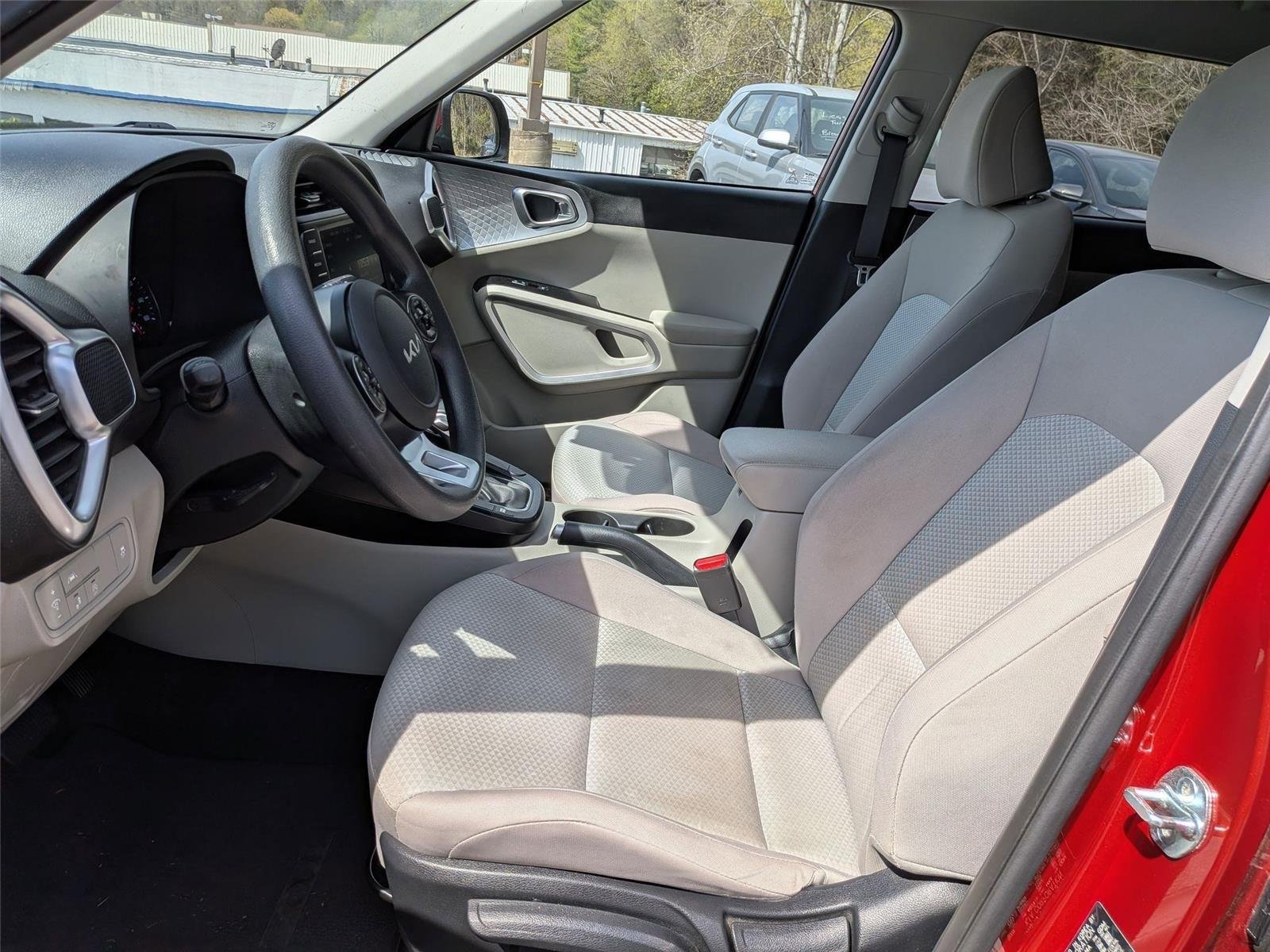 Used 2022 Mars Orange Kia LX image 13