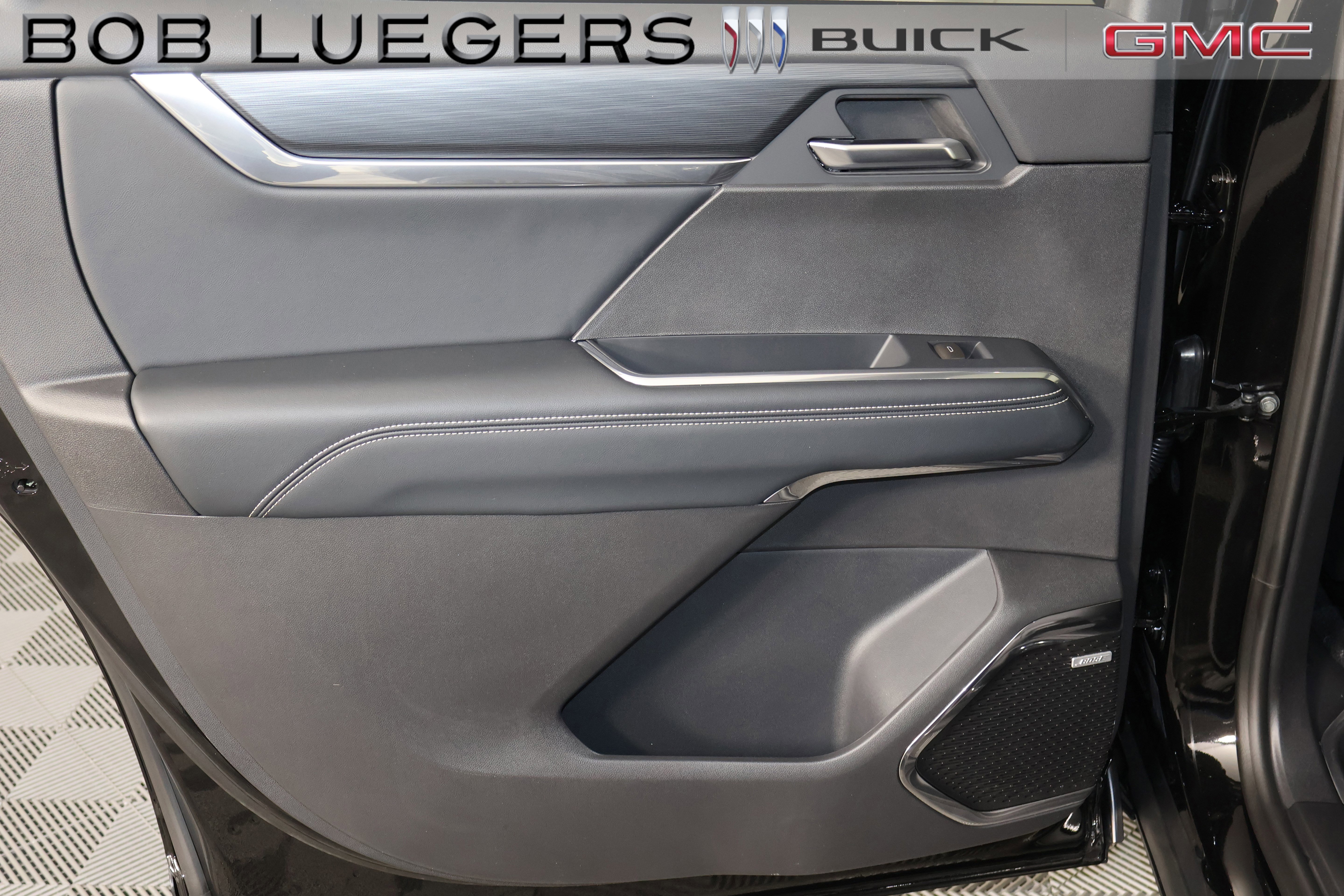 2026 GMC Acadia Elevation - Photo 11